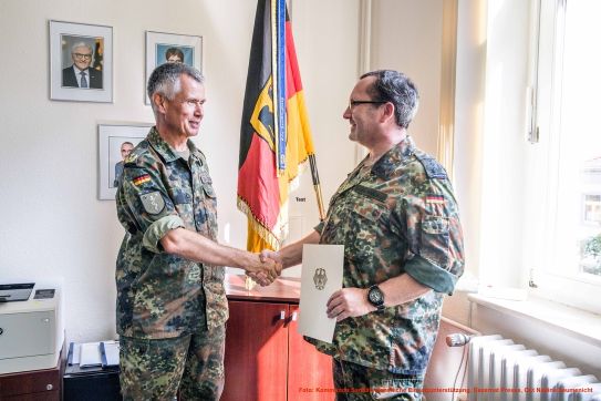 Beförderung von Dr. Wolf zum Oberstarzt der Reserve, 2019